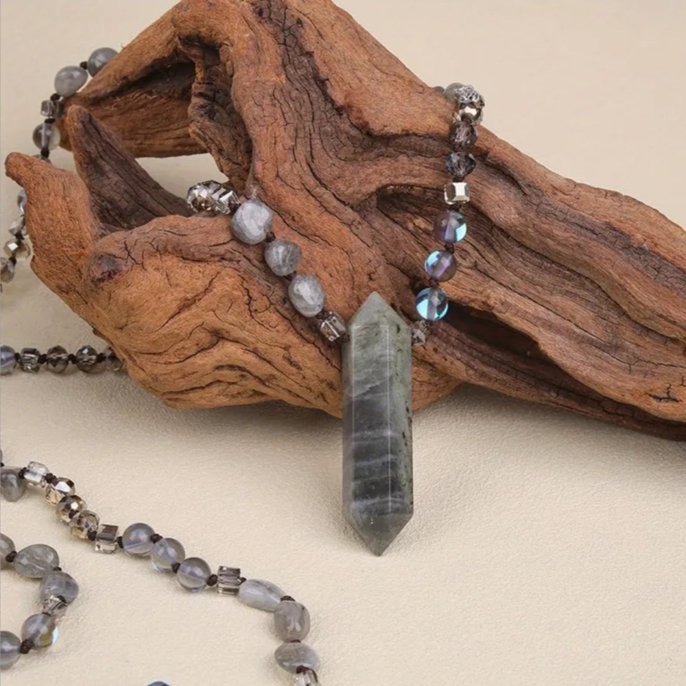 Handmade labradorite necklace